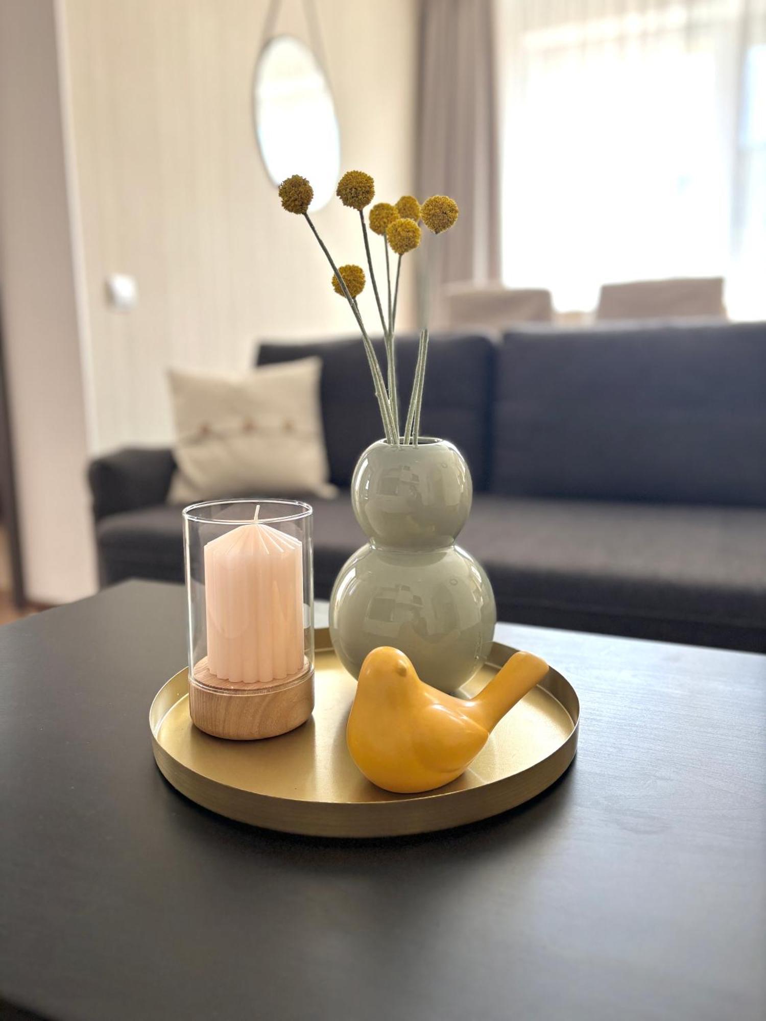 Wanderlust Home Cream, Rasnov Apt For 4, Wifi And Free Parking Eksteriør billede